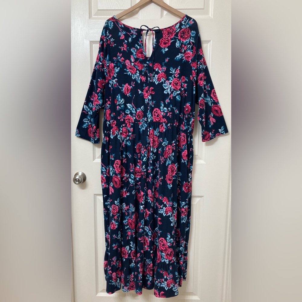 Lane Bryant Women’s Navy Floral 3/4 Sleeve Tiered A-line Midi Dress Size 26 4X - Picture 4 of 9
